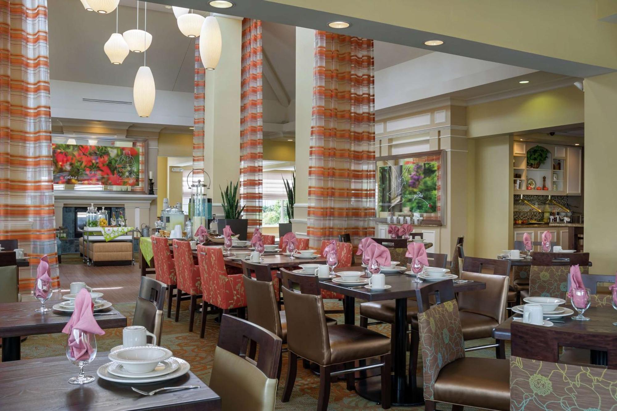 Hilton Garden Inn Нюпорт Нюз Екстериор снимка