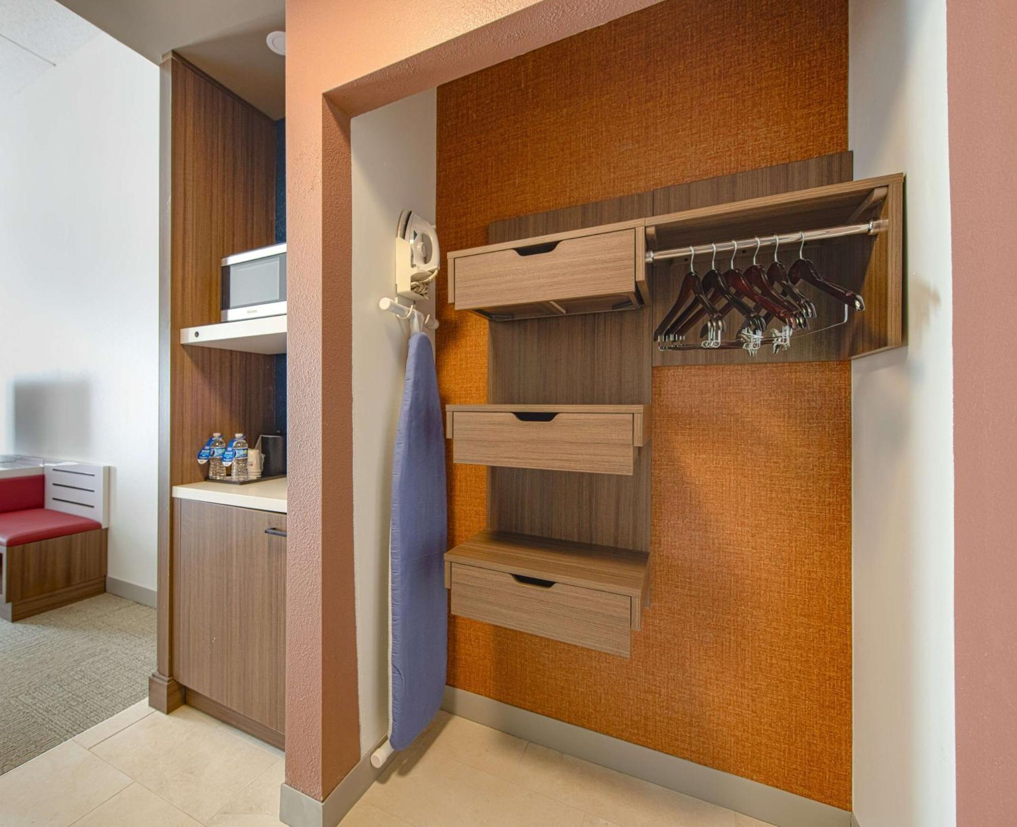 Hilton Garden Inn Нюпорт Нюз Екстериор снимка