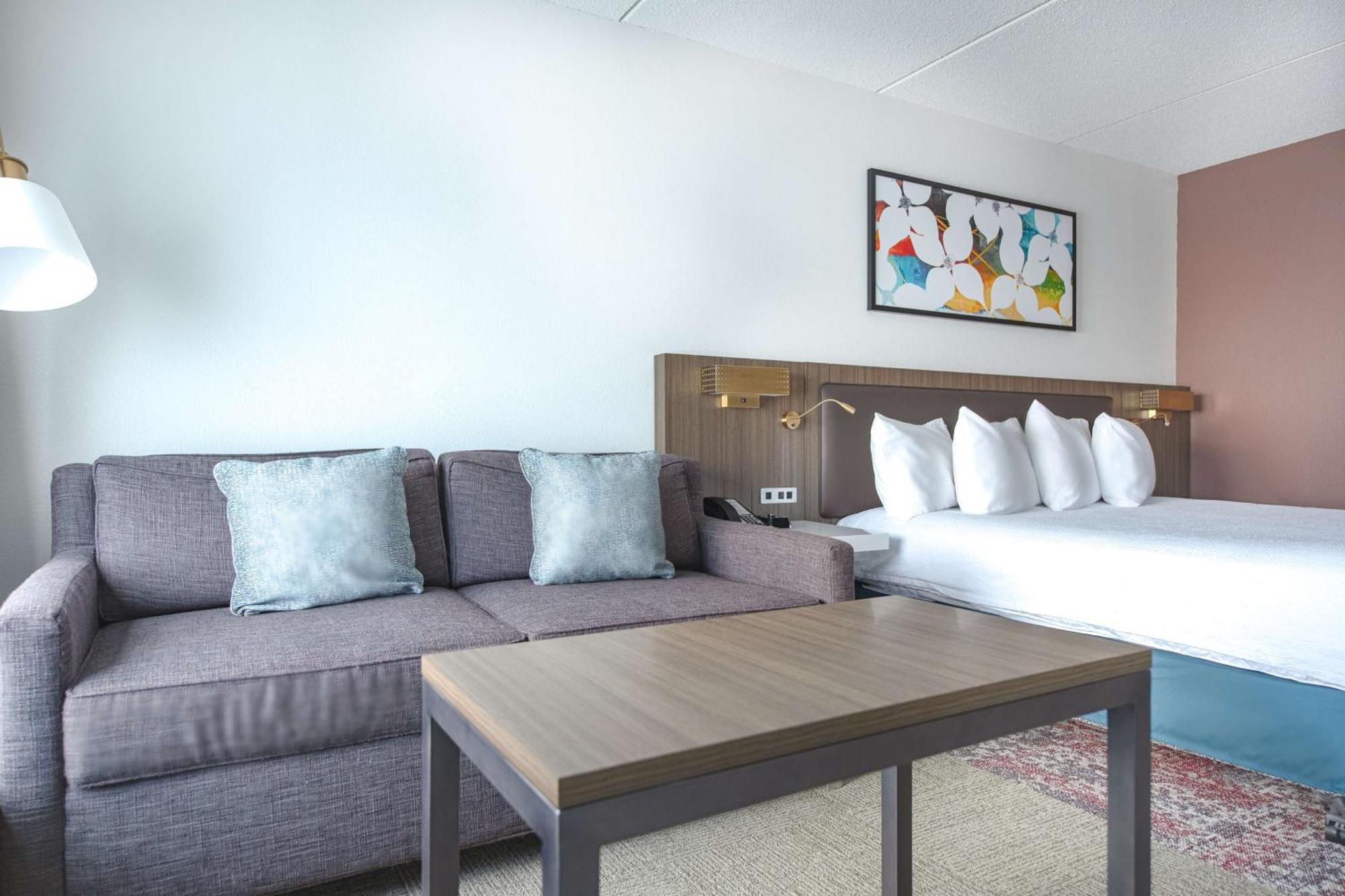Hilton Garden Inn Нюпорт Нюз Екстериор снимка