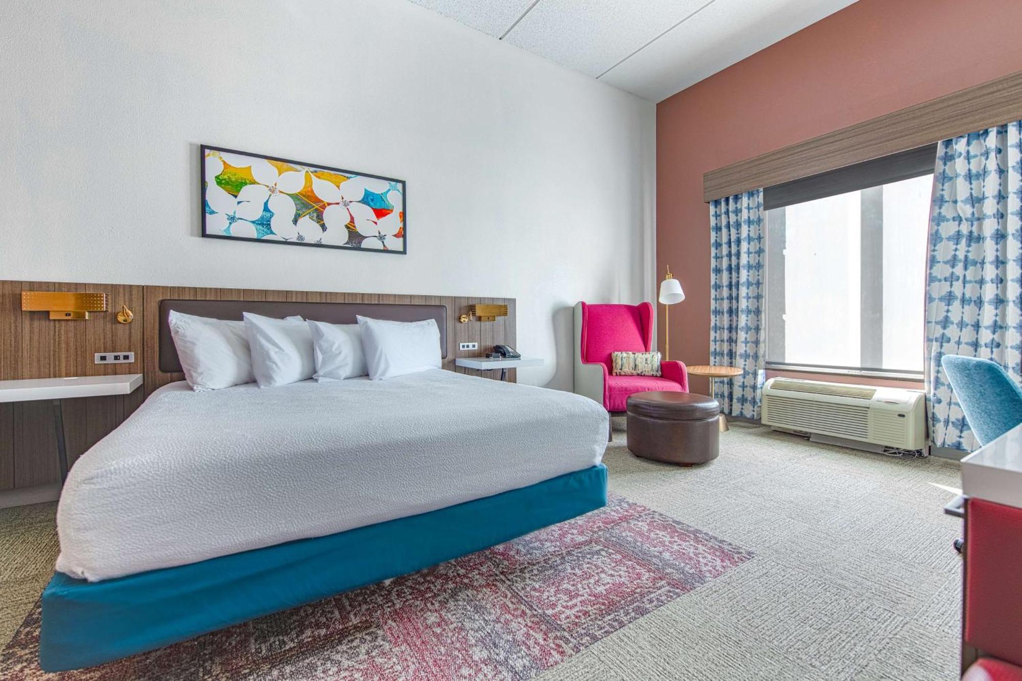 Hilton Garden Inn Нюпорт Нюз Екстериор снимка